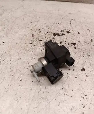Hyundai Tucson JM Turbo solenoid valve 36611200