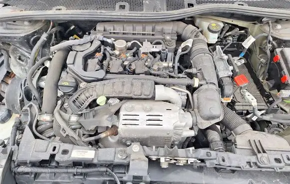 Peugeot 208 II Engine swap HNS EB2ADTS 12PURETECH