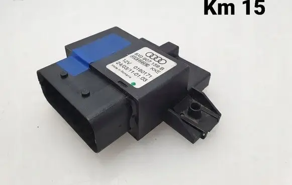 Audi A1 Fuel injection pump control unit/module 8X0907159B