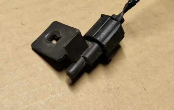 Chrysler PT Cruiser Outside/exterior temperature sensor 56042395