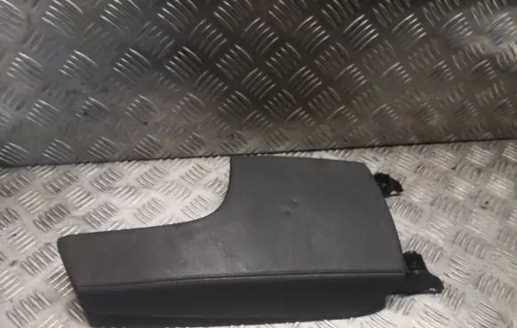 Opel Insignia A Armrest 13270377