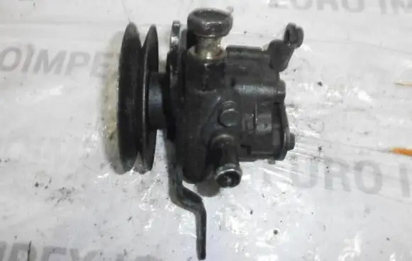 Nissan Almera Power steering pump