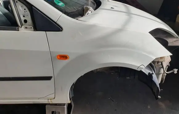 Ford Fiesta Fender