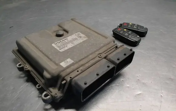 Volvo XC90 Engine control unit/module 30729826 1039S12418