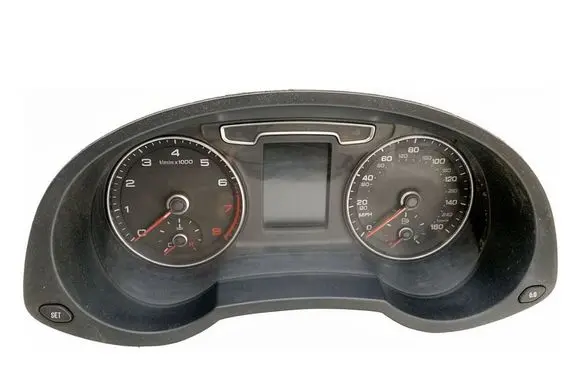 Audi Q3 8U Speedometer (instrument cluster) 8V0920970B