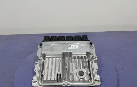 BMW 2 F45 Engine control unit/module ECU 5A45F57