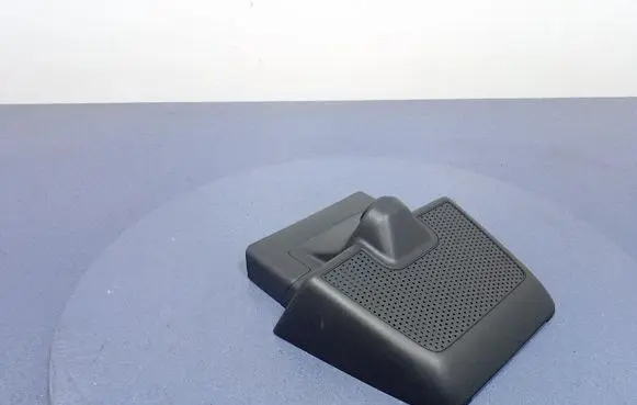 Renault Captur Other sill/pillar trim element 963298903R