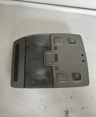 Audi A4 S4 B6 8E 8H Front seat light 8e0947565