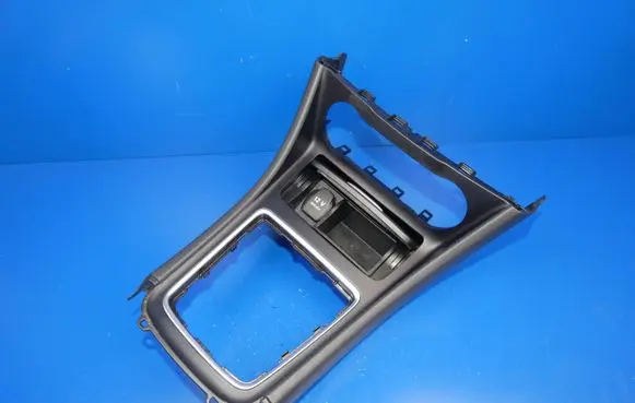 Mercedes-Benz GLA W156 X156 Gear shifter surround trim plastic