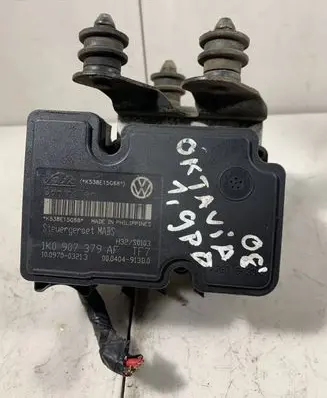 Skoda Octavia Mk2 (1Z) ABS Pump 1K0907379AF