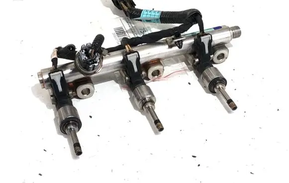 Hyundai i30 Fuel main line pipe 9041090012