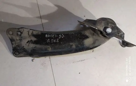 Volkswagen PASSAT B7 Rear upper control arm/wishbone 3C0505226B