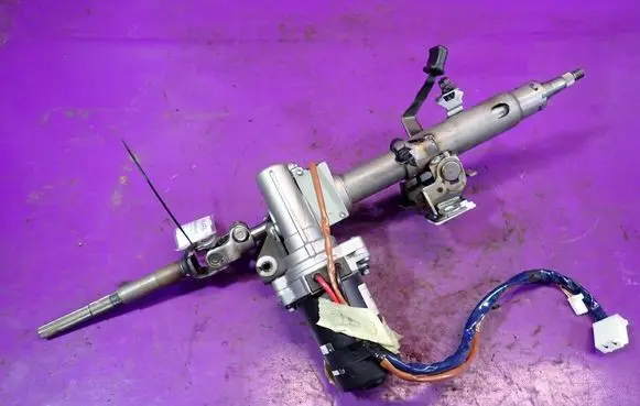 Toyota Yaris Power steering pump