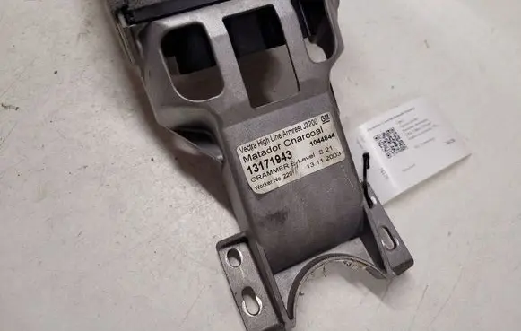 Opel Signum Armrest 13171943 1044844