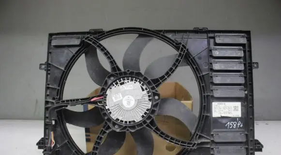 Volkswagen Multivan T5 Radiator cooling fan shroud