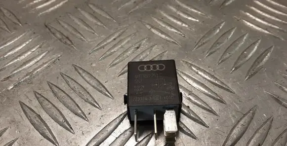 Volkswagen Golf VII Other relay 4H0951253C