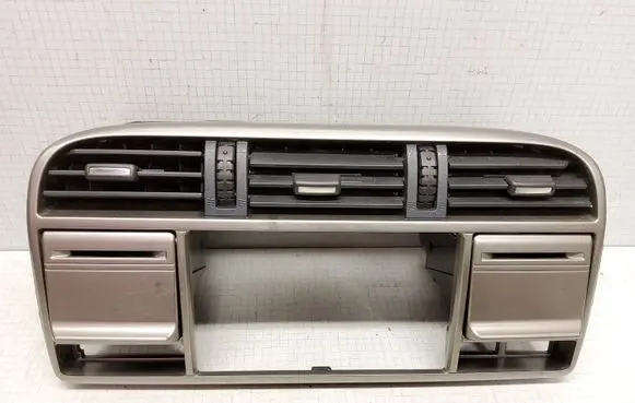 Nissan X-Trail T30 Dash center air vent grill E5715161100 E5715181100 E5715171100