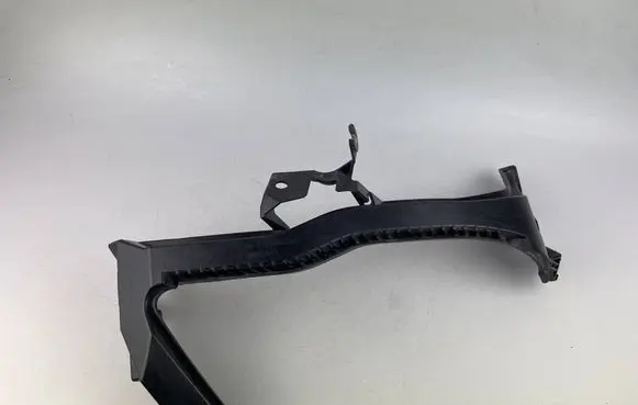 Subaru Forester SJ Front bumper mounting bracket 57707SG000