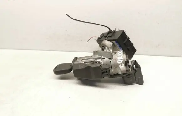 Toyota Corolla E120 E130 Ignition lock