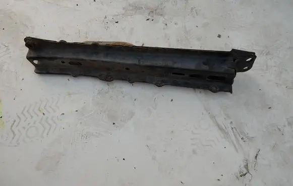 Toyota Avensis T270 Engine splash shield/under tray