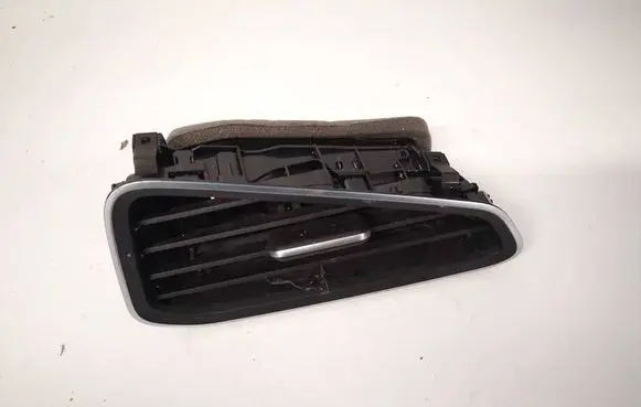 Volkswagen ID.3 Dash center air vent grill 10A819703