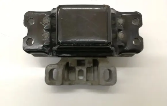 Volkswagen Caddy Engine mount bracket 1K0199555