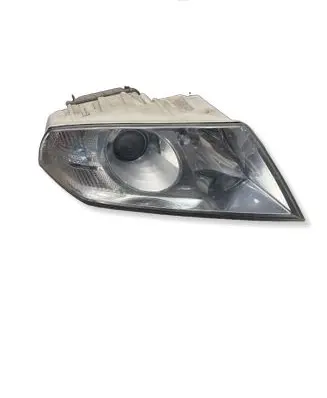 Skoda Octavia Mk2 (1Z) Headlight/headlamp 