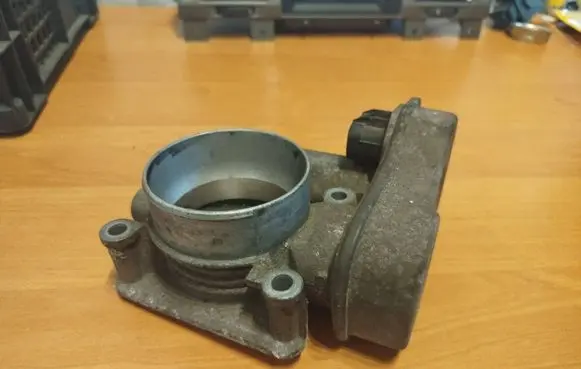 Opel Signum Throttle body valve 09403B5028 2.2i