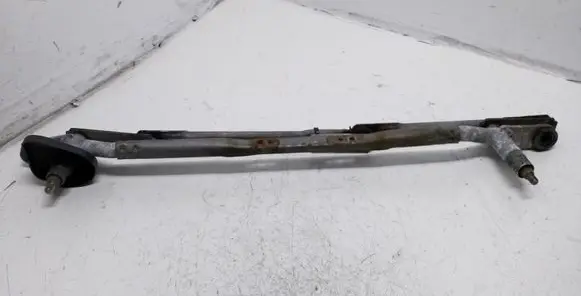 Dodge Caliber Front wiper linkage 