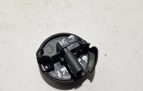 BMW 5 G30 G31 Airbag deployment crash/impact sensor 9496820