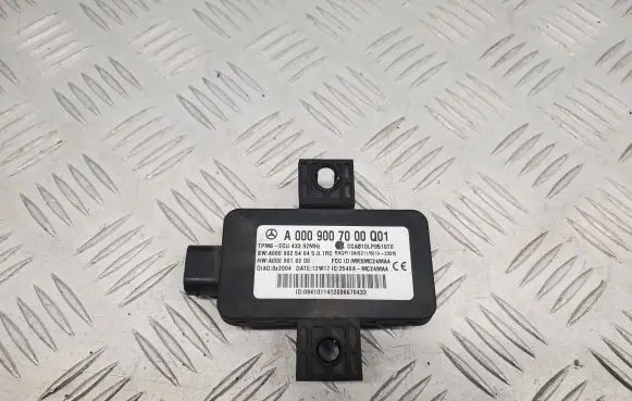 Mercedes-Benz SL R231 Tire pressure sensor A0009007000