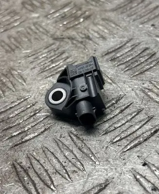 BMW 5 G30 G31 G38 Airbag deployment crash/impact sensor 9341546 913350