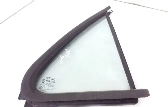 KIA Sorento Rear vent window glass 835723E000