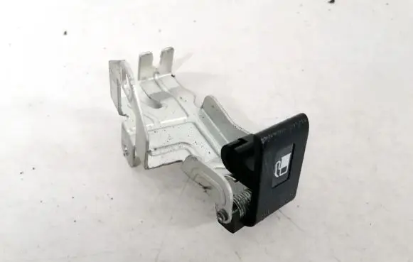 Honda CR-V Fuel tank opening switch 