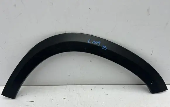 Peugeot 307 Rear arch trim 9817491577