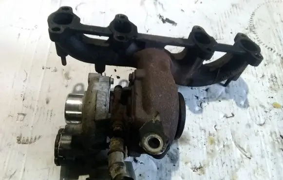 Volkswagen Golf V Turbo 03G253014F 7518513 LGL03719R