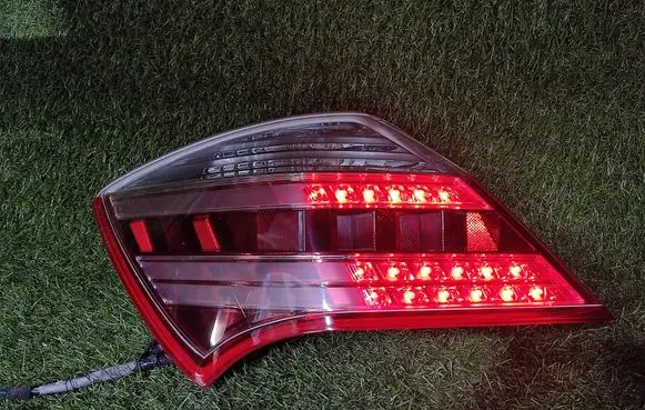 Rear/tail lights