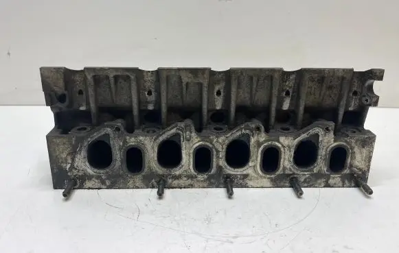 Renault Trafic I Engine head 