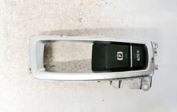 BMW X3 F25 Hand parking brake switch ef9318730 3214620103