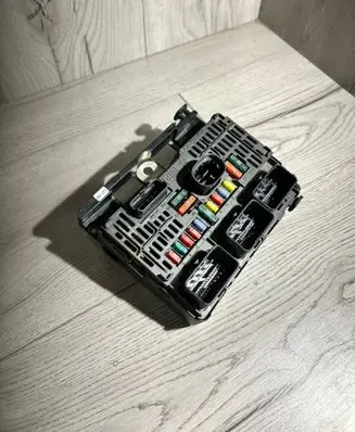 Peugeot 407 BSM Control unit 9656086080 BSML0100