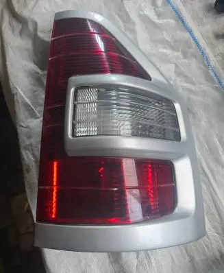 Mitsubishi Pajero Rear/tail lights R1726