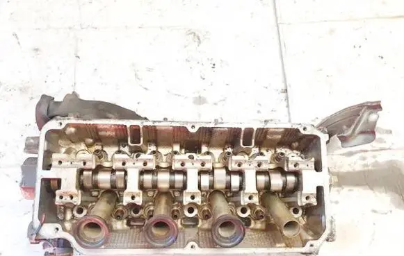 Mitsubishi Colt Engine head 