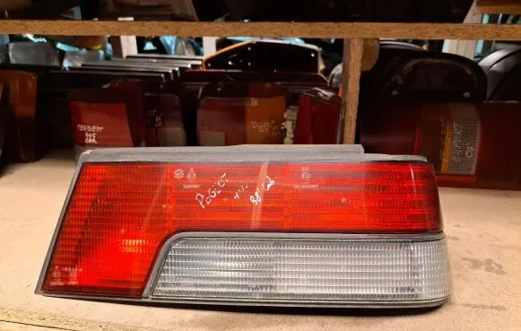 Peugeot 405 Rear/tail lights 6751226 6751222