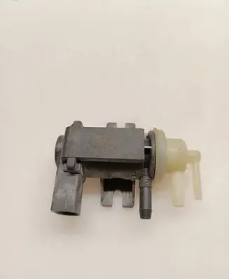 Volkswagen Caddy Turbo solenoid valve 331240104