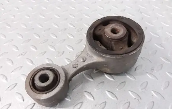 Honda Civic Engine mount bracket 16004RHF880J