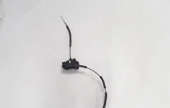 Renault Koleos I Rear door lock 825037711R