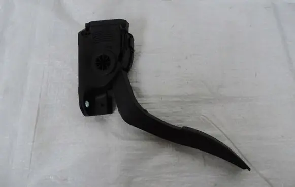 Ford Ecosport Accelerator throttle pedal 8V21-9F836-A3B