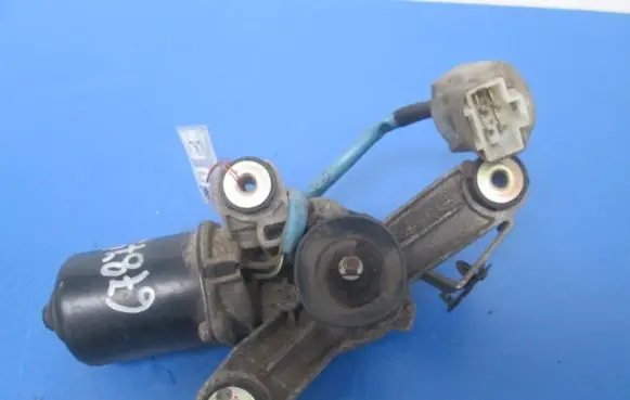 Subaru Legacy Front wiper linkage and motor