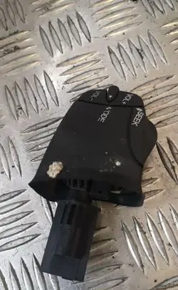 Multifunctional control switch/knob