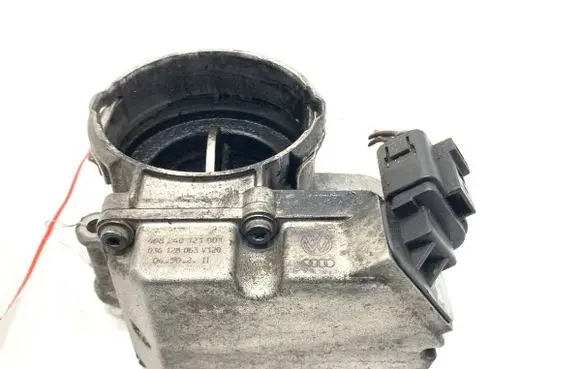 Volkswagen Golf V Engine shut-off valve 03G128063